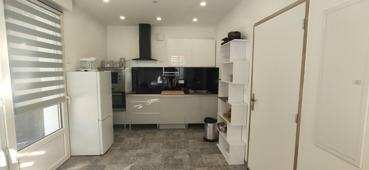 Joli Appartement Renove Avec Terrasse Brides-les-Bains Exterior photo